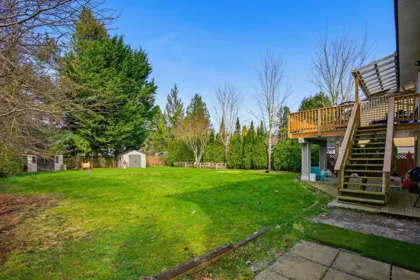 Outdoor Kitchen Photo of 33359 Whidden Avenue, Mission, BC