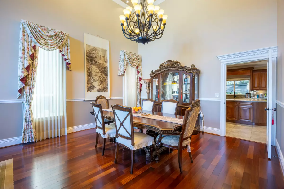 Dining Area Photo of 6860 Donald Road, Richmond, BC