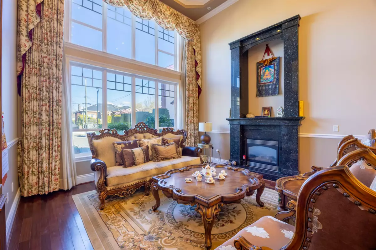 Living Room Photo of 6860 Donald Road, Richmond, BC