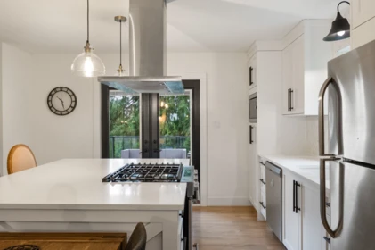 13482 16 Avenue, Surrey, BC, Surrey — Half Duplex for sale