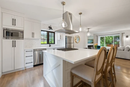 13482 16 Avenue, Surrey, BC, Surrey — Half Duplex for sale