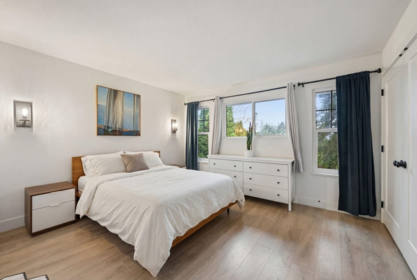 Powder Room Photo of 13482 16 Avenue, Surrey, BC