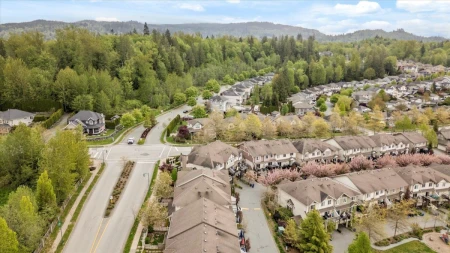 Backyard Photo of 41 4401 Blauson Boulevard, Abbotsford, BC