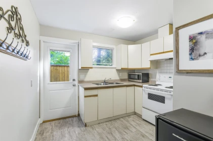 Hot Tub / Spa Photo of 884 Wellington Drive, North Vancouver, BC