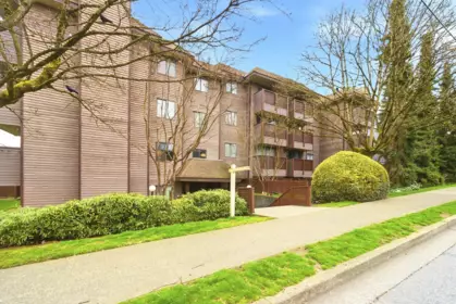 Outdoor Patio Photo of 207 2215 Dundas Street, Vancouver, BC