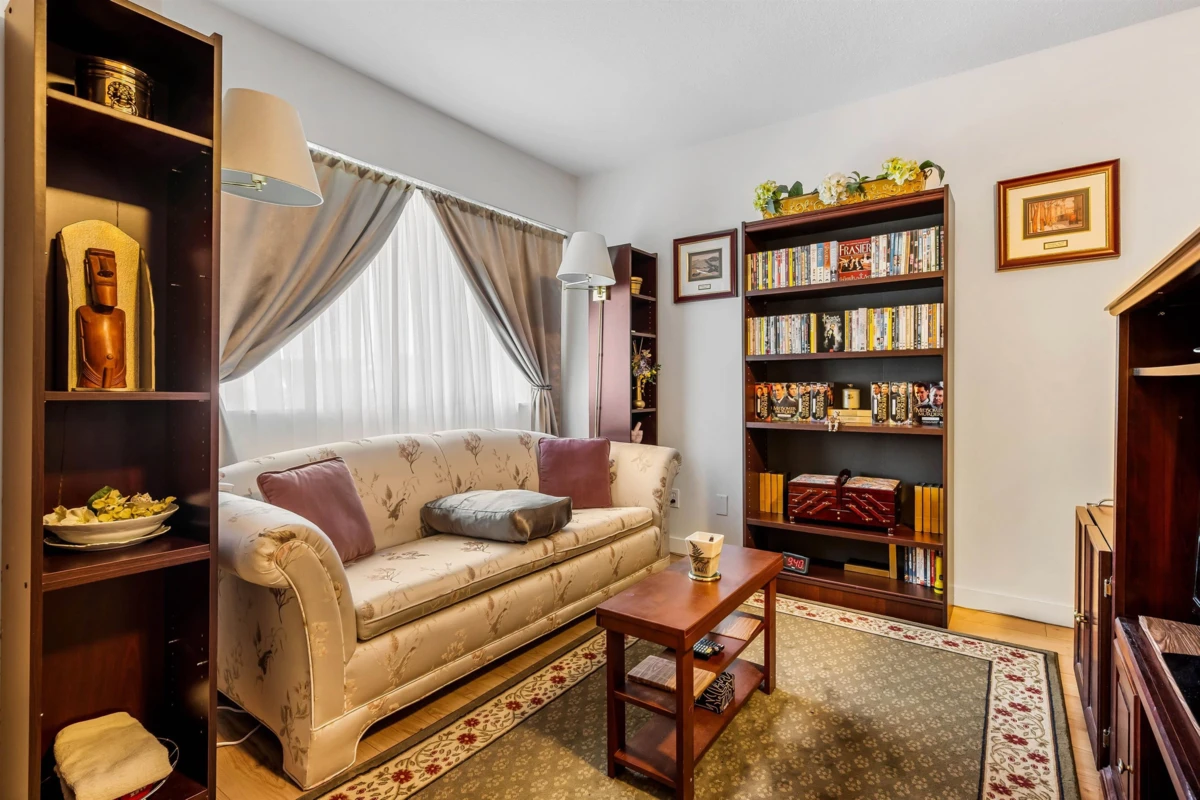 Family Room Photo of 312 32040 Tims Avenue, Abbotsford, BC