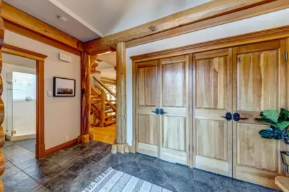 Breakfast Nook Photo of 6361 Fairway Drive, Whistler, BC