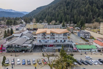 Community Amenities Photo (Clubhouse) of 312A 160 Esplanade Avenue, Harrison Hot Springs, BC