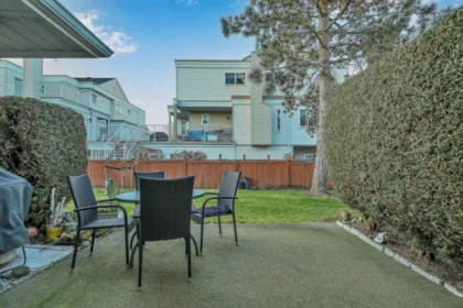 Front Yard Photo of 56 10038 155 Street, Surrey, BC