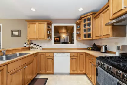 Breakfast Nook Photo of 9955 Odell Street, Maple Ridge, BC