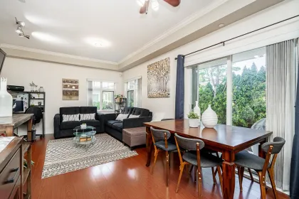 Kitchen Island Photo of 37 7388 Macpherson Avenue, Burnaby, BC