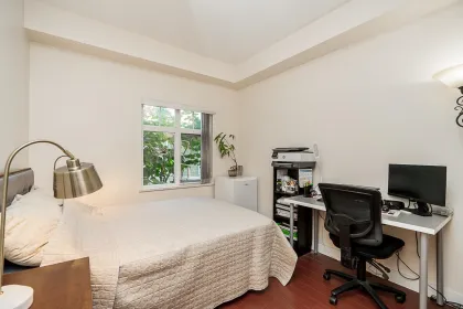 Office / Den Photo of 37 7388 Macpherson Avenue, Burnaby, BC