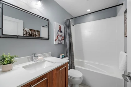 Swimming Pool Photo of 72 2418 Avon Place, Port Coquitlam, BC