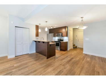 Kitchen Island Photo of 103 2343 Atkins Avenue, Port Coquitlam, BC