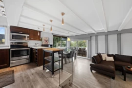 201 341 Mahon Avenue, North Vancouver, BC