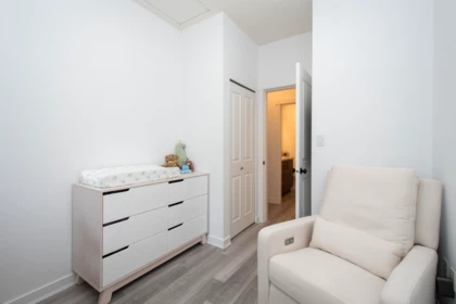 Mudroom Photo of 515 119 W 22nd Street, North Vancouver, BC