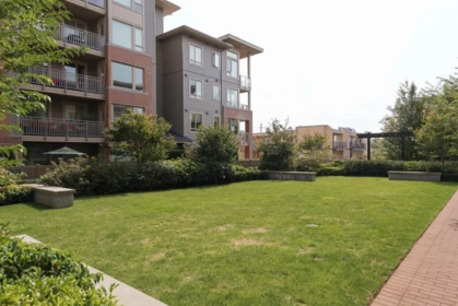 Swimming Pool Photo of 515 119 W 22nd Street, North Vancouver, BC