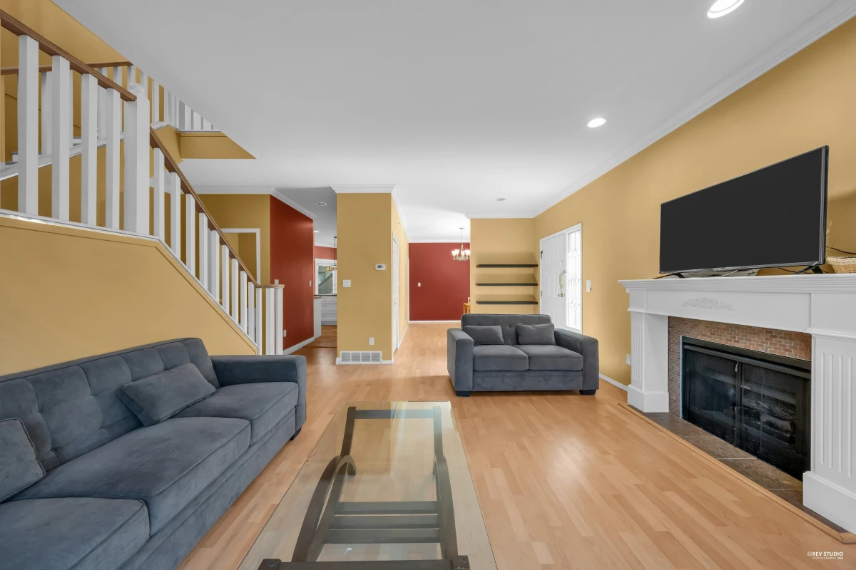 Dining Area Photo of 15 8291 General Currie Road, Richmond, BC
