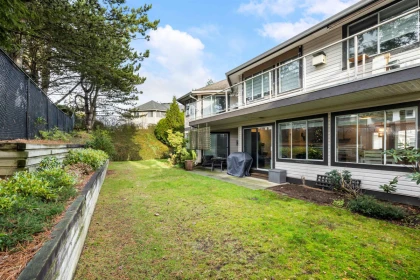 Garden / Landscaping Photo of 105 3080 Townline Road, Abbotsford, BC