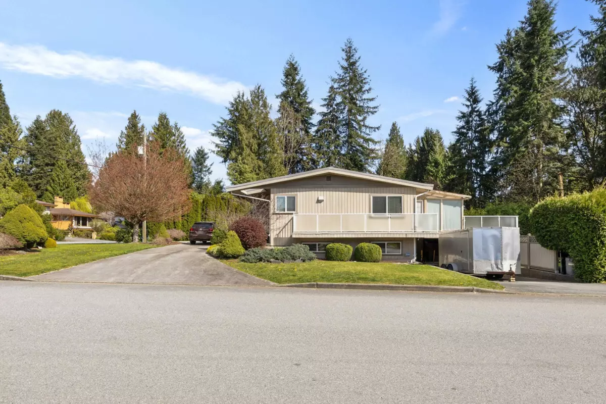 Living Room Photo of 532 Perth Avenue, Coquitlam, BC