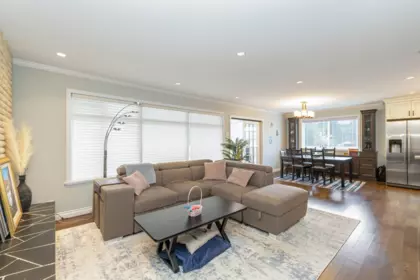 Kitchen Island Photo of 532 Perth Avenue, Coquitlam, BC