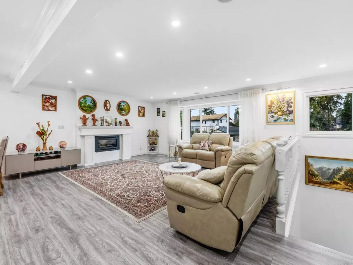 Living Room Photo of 2515 Battistoni Place, Port Coquitlam, BC