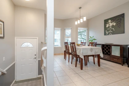 Kitchen Photo of 10 10340 156 Street, Surrey, BC