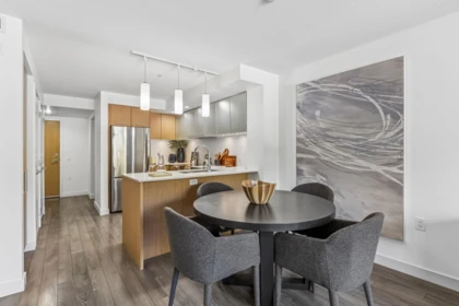 Breakfast Nook Photo of 211 221 E 3rd Street, North Vancouver, BC