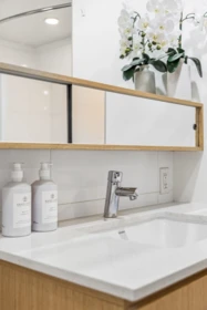 Powder Room Photo of 211 221 E 3rd Street, North Vancouver, BC
