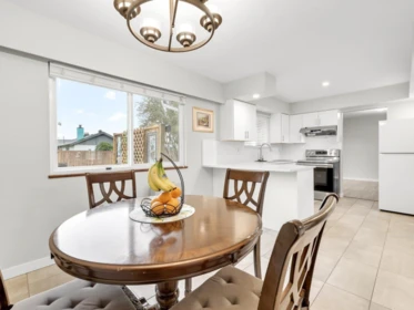 Kitchen Island Photo of 4651 56 Street, Ladner, BC