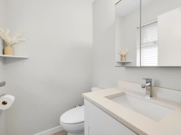 Powder Room Photo of 4651 56 Street, Ladner, BC