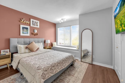 Entry Foyer Photo of 3 14877 58 Avenue, Surrey, BC