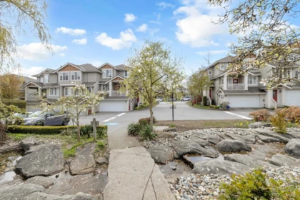 Kitchen Photo of 3 14877 58 Avenue, Surrey, BC
