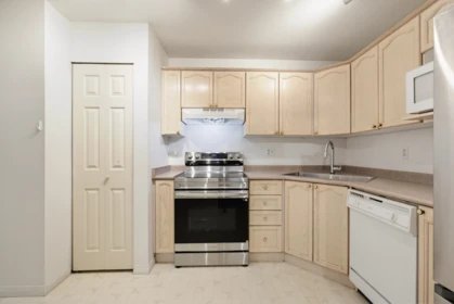 Kitchen Island Photo of 316 301 Maude Road, Port Moody, BC