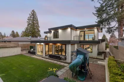 Swimming Pool Photo of 976 Melbourne Avenue, North Vancouver, BC