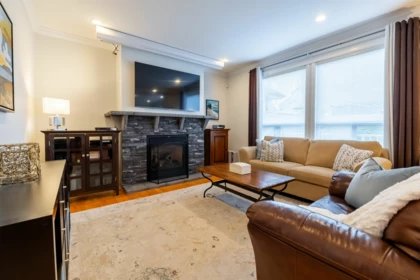Kitchen Photo of 3545 149a Street, Surrey, BC