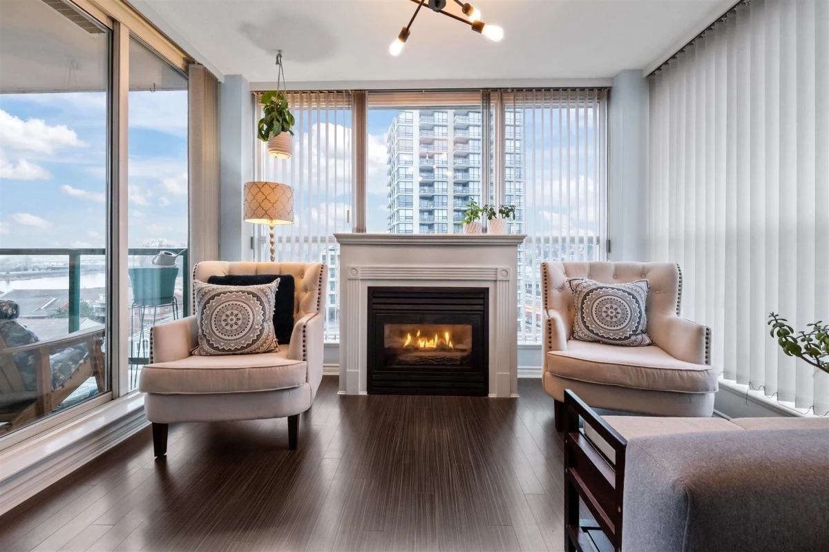 Living Room Photo of 1006 10 Laguna Court, New Westminster, BC
