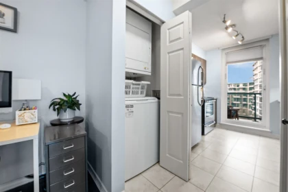 Mudroom Photo of 1006 10 Laguna Court, New Westminster, BC