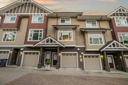 101 2979 156 Street, Surrey, BC, Surrey — Townhouse for sale