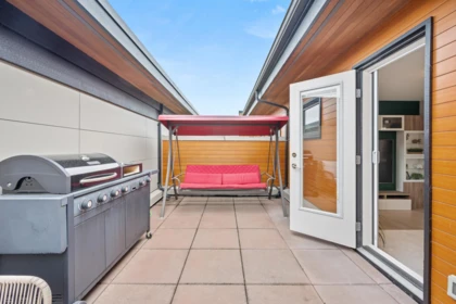 Backyard Photo of 414 262 Salter Street, New Westminster, BC
