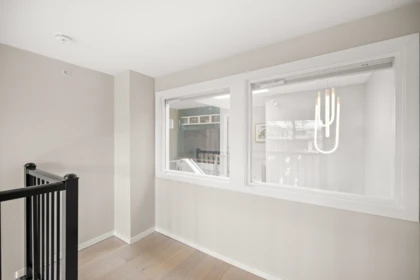 Entry Foyer Photo of 414 262 Salter Street, New Westminster, BC