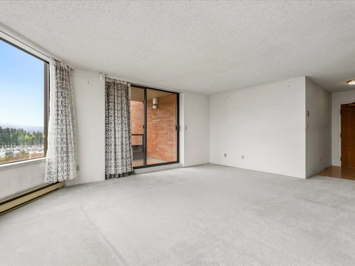 Exterior Rear Photo of 1003 1860 Robson Street, Vancouver, BC