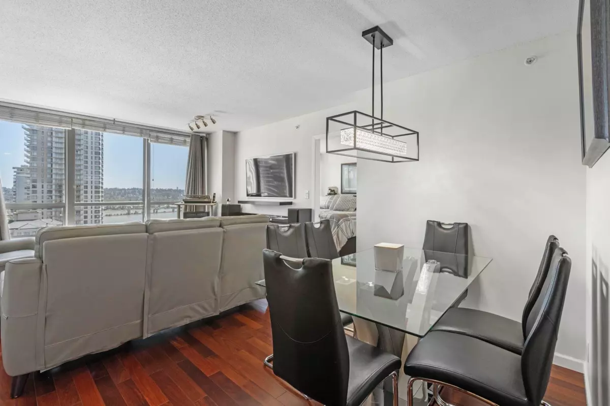 Family Room Photo of 1901 850 Royal Avenue, New Westminster, BC