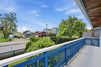 Basement Recreation Room Photo of 17569 60 Avenue, Surrey, BC