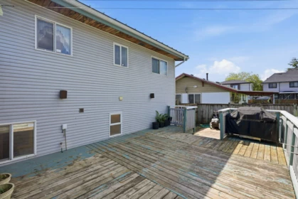 Garage Interior Photo of 17569 60 Avenue, Surrey, BC