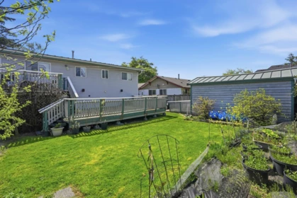 Garden / Landscaping Photo of 17569 60 Avenue, Surrey, BC