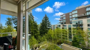601 9266 University Crescent, Burnaby, BC