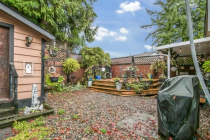 Office / Den Photo of 8037 139a Street, Surrey, BC