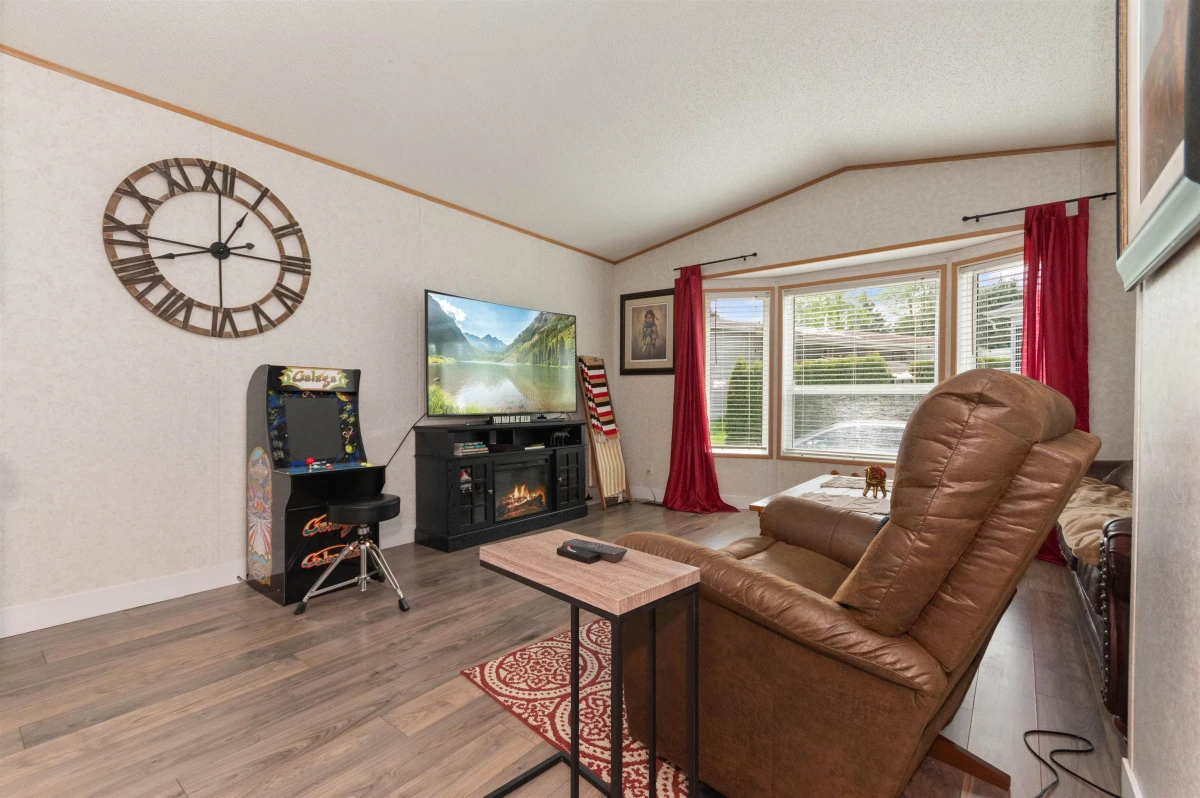 Exterior Rear Photo of 46 24330 Fraser Highway, Langley, BC