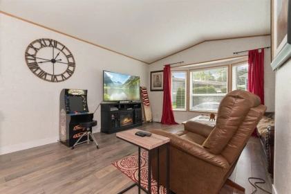 46 24330 Fraser Highway, Langley, BC, Langley — Manufactured Home for sale